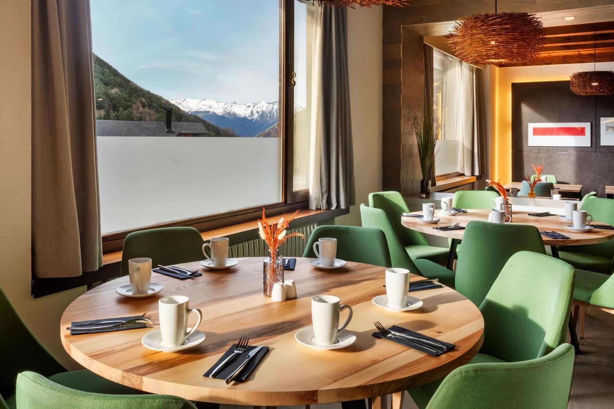 Melia De Tredos Hotell Eksteriør bilde